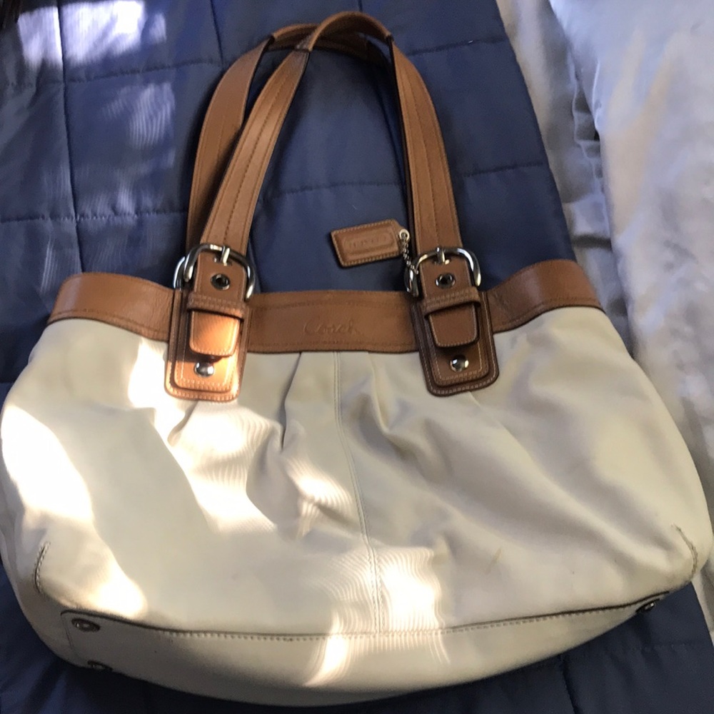Coach large bag - slightly used beautiful